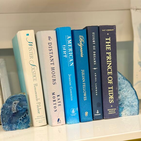 Vintage ombré effect blue Decorative Book collection with Blue Agate Bookends - Picture 3 of 3